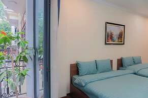 Il Divo 38 Hang Huong Hostel