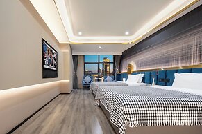 The Move River View Hotel