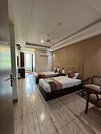 Hotel Sharon Residency