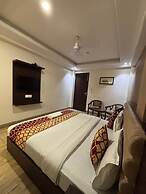Hotel Sharon Residency