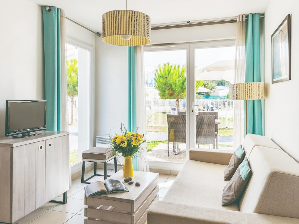 Coastal Comfort for a Family