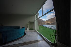 Pearl Continental Attabad Lake