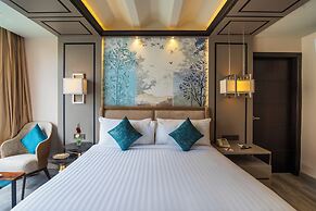 Pearl Continental Attabad Lake