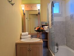 Sea View Duplex Apartment for 8