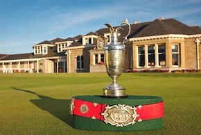 Bunker Golf Cottage