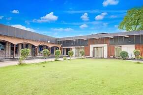 Mayur Resort