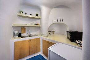 Orasis Houses- Luxury Retreats with Pool