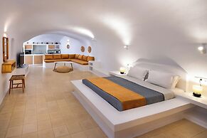 Orasis Houses- Luxury Retreats with Pool