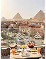 Diark Pyramids Hotel