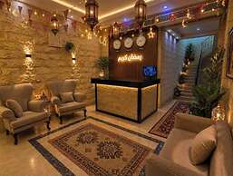 Diark Pyramids Hotel
