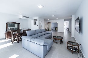 Paloma Central Apartment