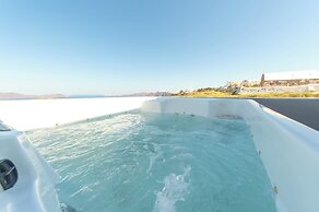 Agia Marina Caldera Suites