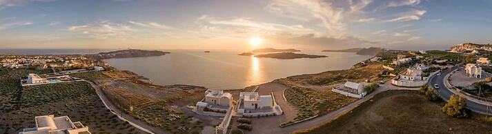 Agia Marina Caldera Suites