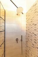 Agia Marina Caldera Suites