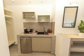 Agia Marina Caldera Suites