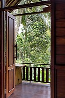 JoeWell Cabin
