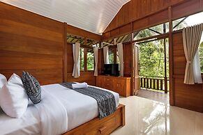 JoeWell Cabin