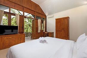 JoeWell Cabin
