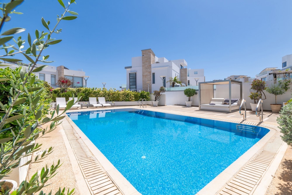 Villa Lombardi 9 in Protaras