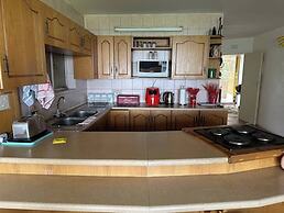 Retro at The Vaal - Entire Flat