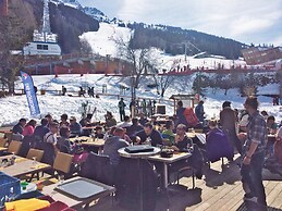 Scenic Alps Apartment Stay