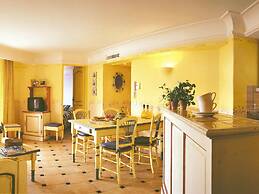 Family Suite With Pool Access