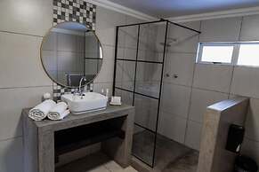 Leach Lodge