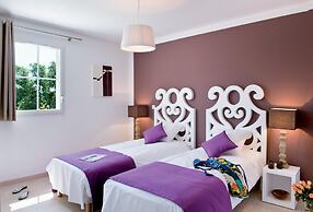Gorgeous Villa for 8 People With Pool