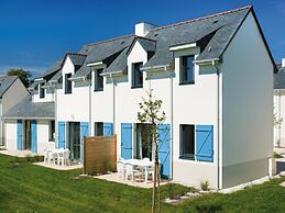 Morbihan Golf Apartment for 4