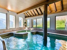 Spacious Mountain Apartment for 8