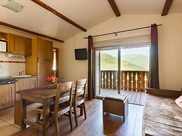 Spacious Mountain Apartment for 8