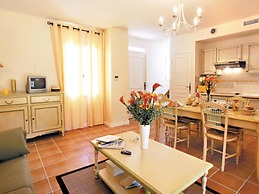 Village Duplex for 8 With Spa, Fayence
