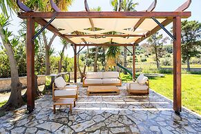 Vamavi Maison - Villa With Private Pool Salamina