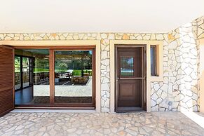 Vamavi Maison - Villa With Private Pool Salamina