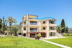 Vamavi Maison - Villa With Private Pool Salamina