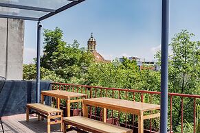 Modern Chic Loft in Historic Center