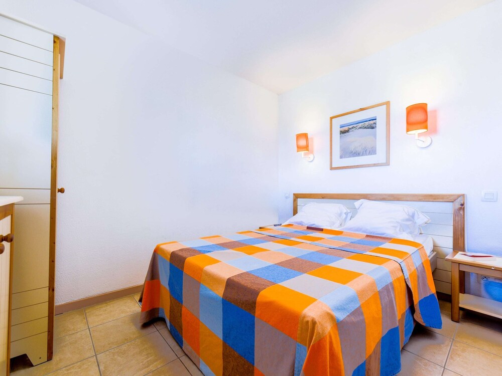 Apartment in Le Barcares With Pool