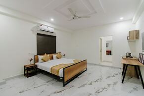 Hotel Ecstasy