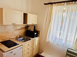 Lagos Beachfront Studio Apartment With Pool