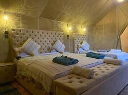 Desert Camel Trekking Camp