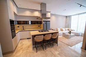 AURA LUXURY BY MALABATA HILLS