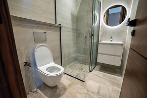 AURA LUXURY BY MALABATA HILLS