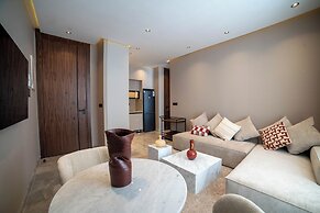 AURA LUXURY BY MALABATA HILLS