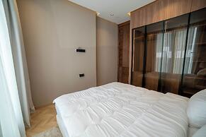 AURA LUXURY BY MALABATA HILLS