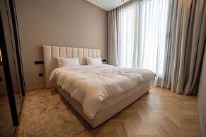 AURA LUXURY BY MALABATA HILLS