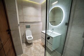 AURA LUXURY BY MALABATA HILLS