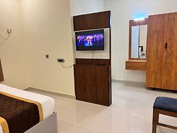 Thamira Grand Palace