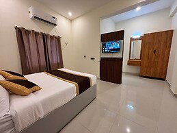 Thamira Grand Palace