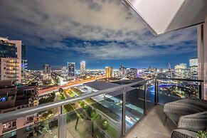 Exclusive Stays - Vue Grande