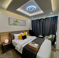 The Peak Residence by Torent Property